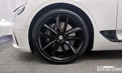 Bentley Continental 2019 6.0 гидро в Москве № 1152927, миниатюра 5