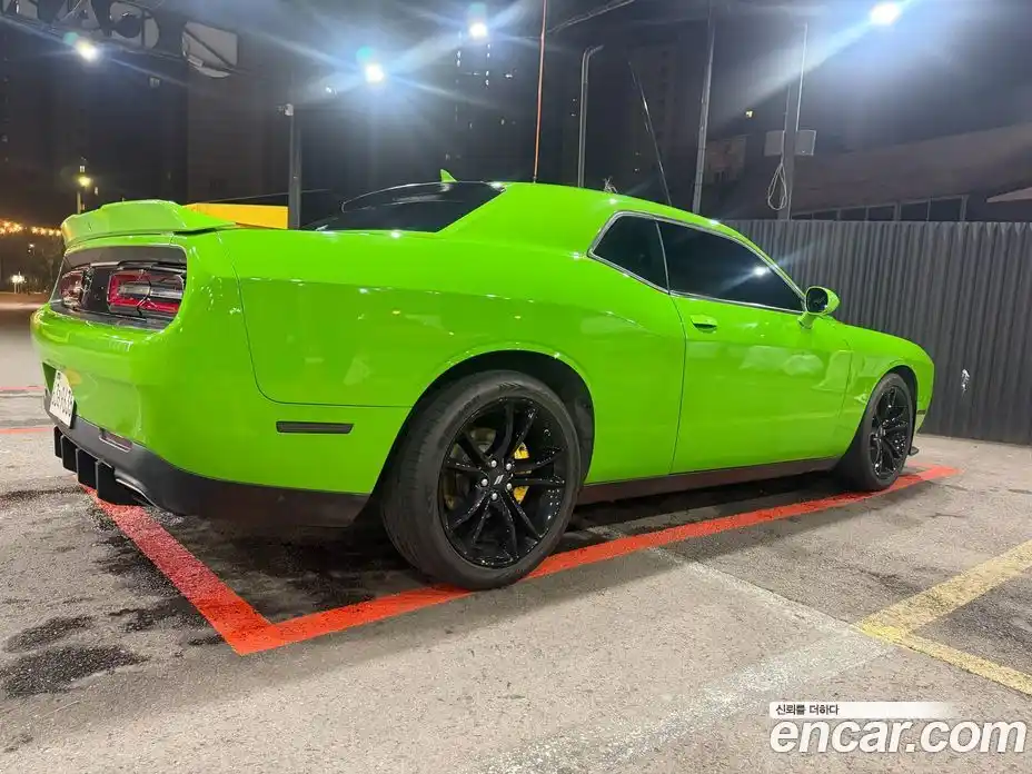 Dodge Challenger 2017 3.6 гидро в Москве № 1152955, фото 7