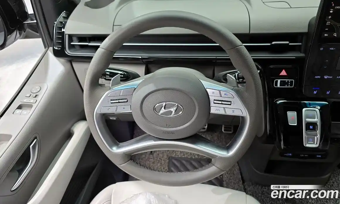Hyundai Staria 2024 2.2 гидро в Москве № 1154575, фото 13