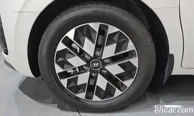 Hyundai Staria 2024 2.2 гидро в Москве № 1154575, миниатюра 5
