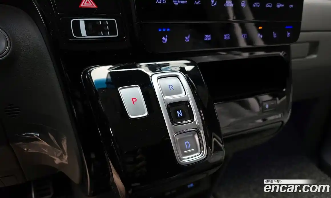 Hyundai Staria 2024 2.2 гидро в Москве № 1154575, фото 9