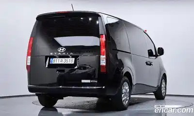 Hyundai Staria 2025 3.5 Автомат в Москве № 1154618, миниатюра 2