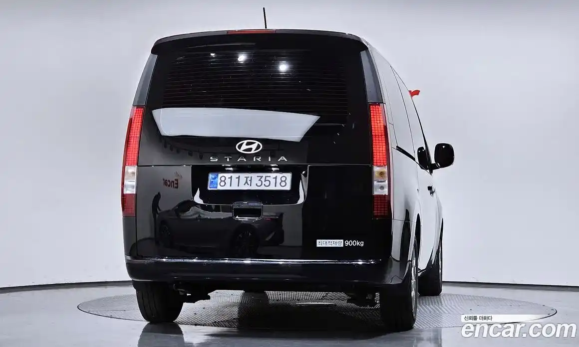 Hyundai Staria 2025 3.5 Автомат в Москве № 1154618, фото 4