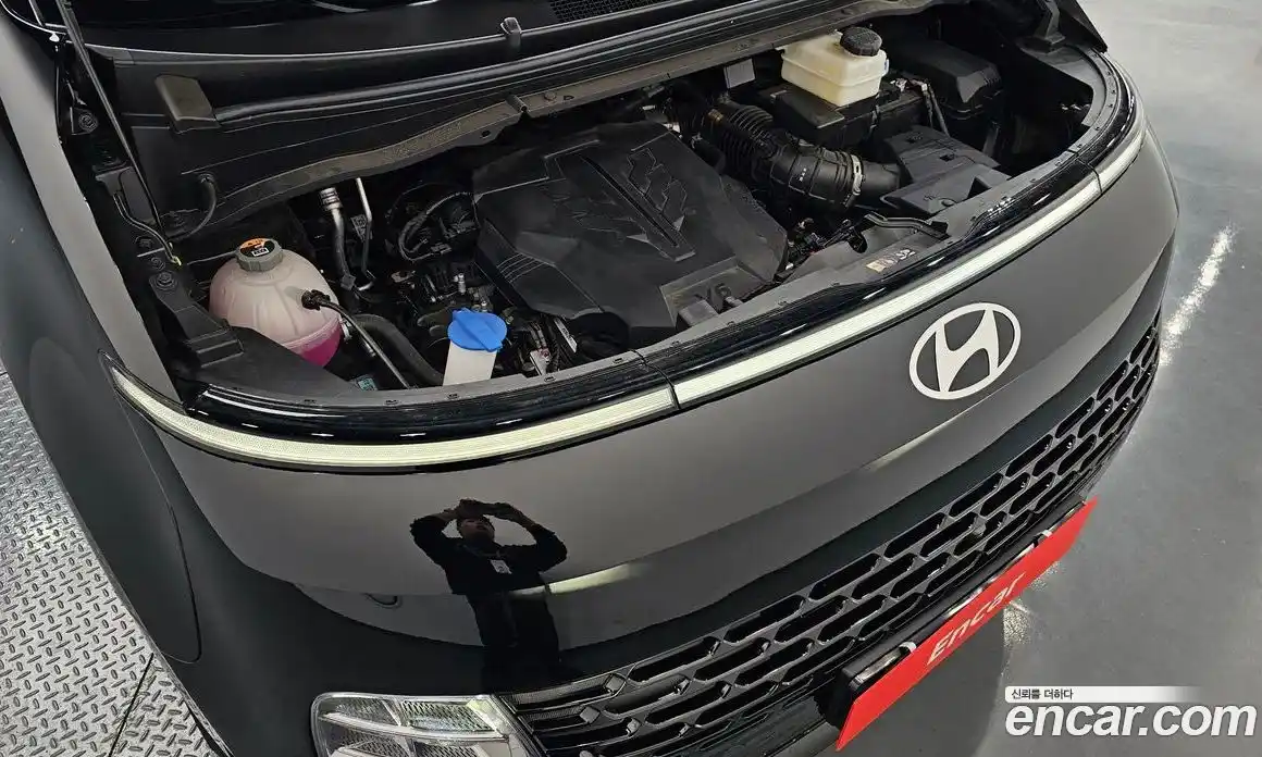 Hyundai Staria 2025 3.5 Автомат в Москве № 1154618, фото 6