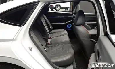 Hyundai Sonata 2023 2.5 Автомат в Москве № 1154906, миниатюра 11