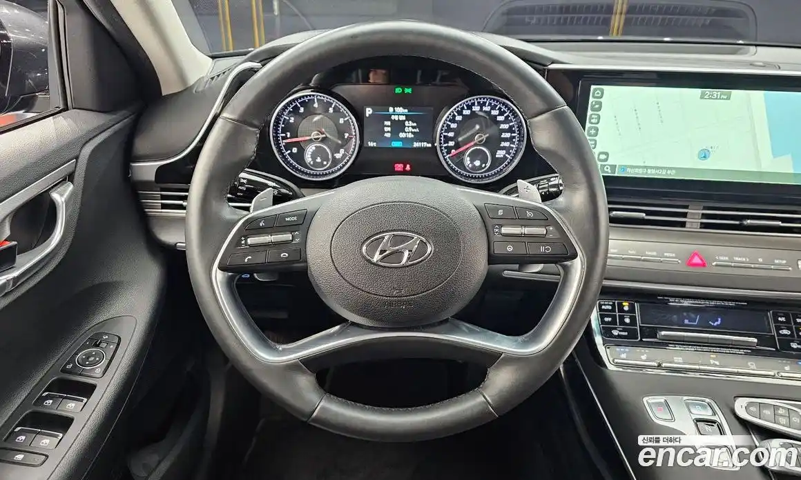 Hyundai Grandeur 2022 2.5 Автомат в Москве № 1154943, фото 13