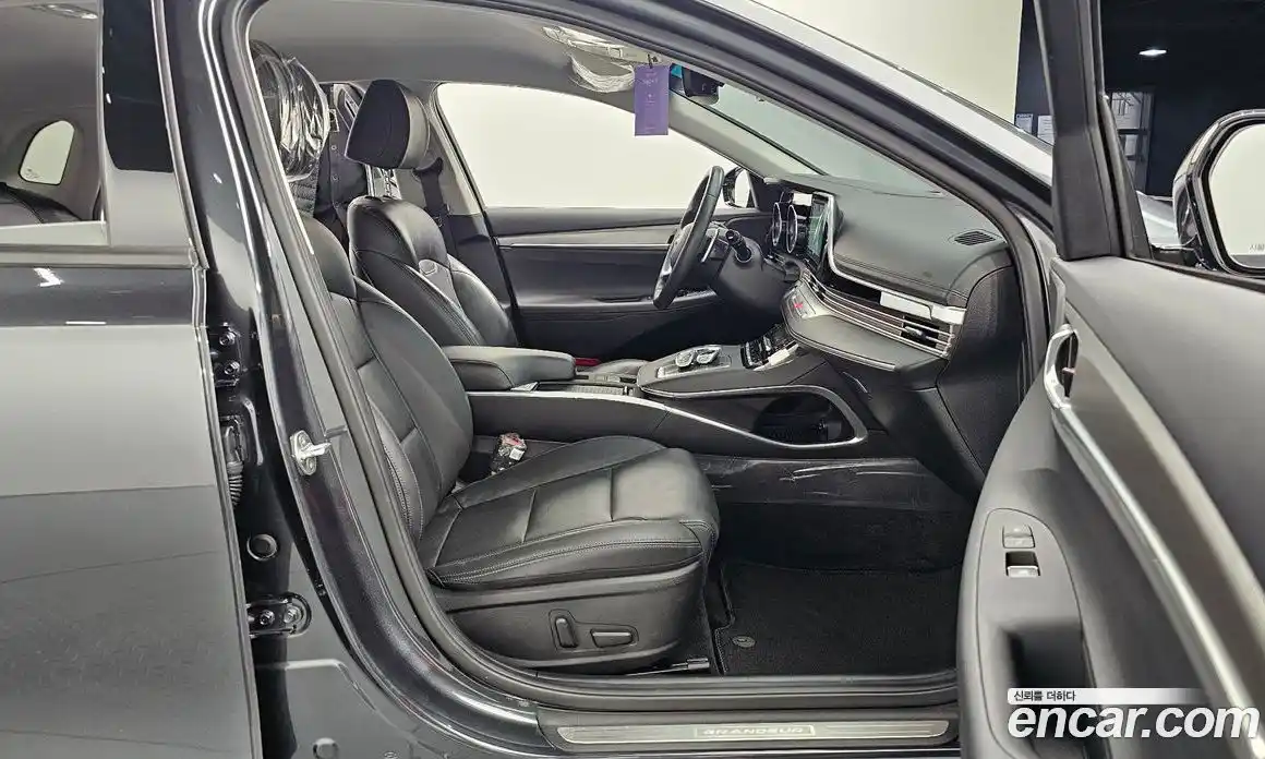 Hyundai Grandeur 2022 2.5 Автомат в Москве № 1154943, фото 10