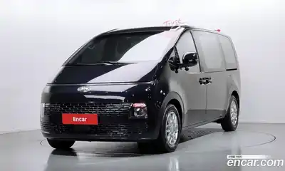 Hyundai Staria 4WD Tourer 9-Seater Modern