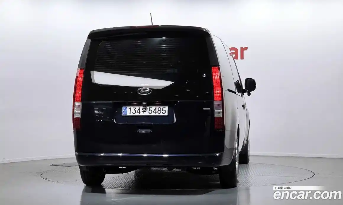 Hyundai Staria 2024 2.2 Автомат в Москве № 1155005, фото 4