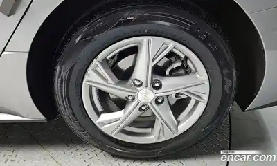 Hyundai Sonata 2023 2.0 гидро в Москве № 126956, миниатюра 5