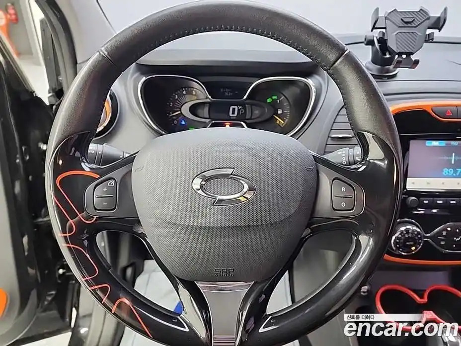 Renault QM3 2015 1.5 гидро в Москве № 152664, фото 9