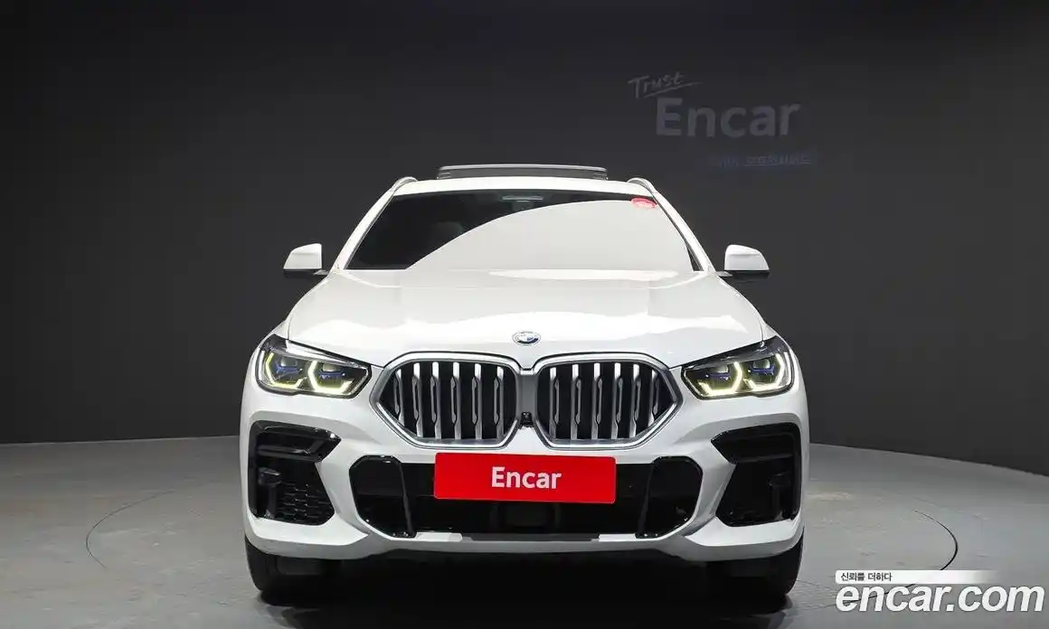 BMW X6 2022 3.0 гидро в Москве № 158373, фото 3