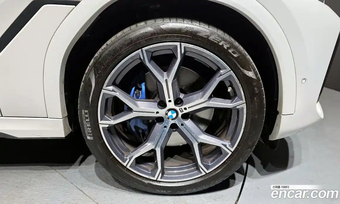 BMW X6 2022 3.0 гидро в Москве № 158373, фото 5