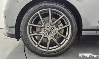 Land Rover Range-Rover Velar 2024 3.0 гидро в Москве № 166078, миниатюра 9