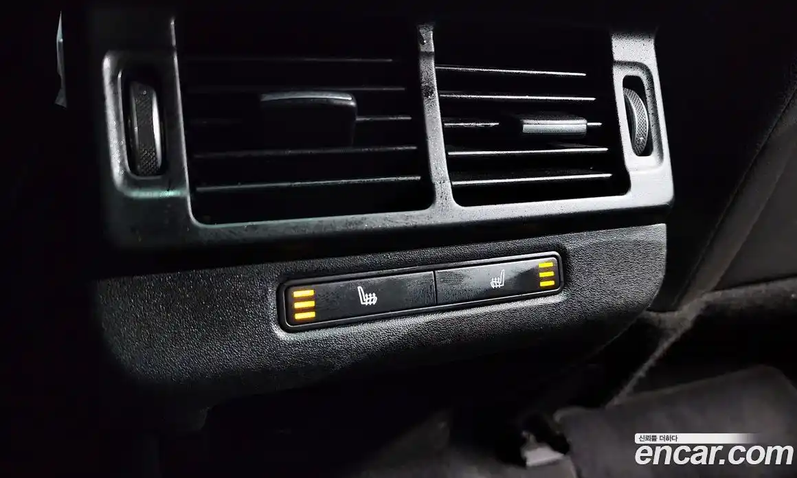 Land Rover Range-Rover Evoque 2021 2.0 гидро в Москве № 166133, фото 19