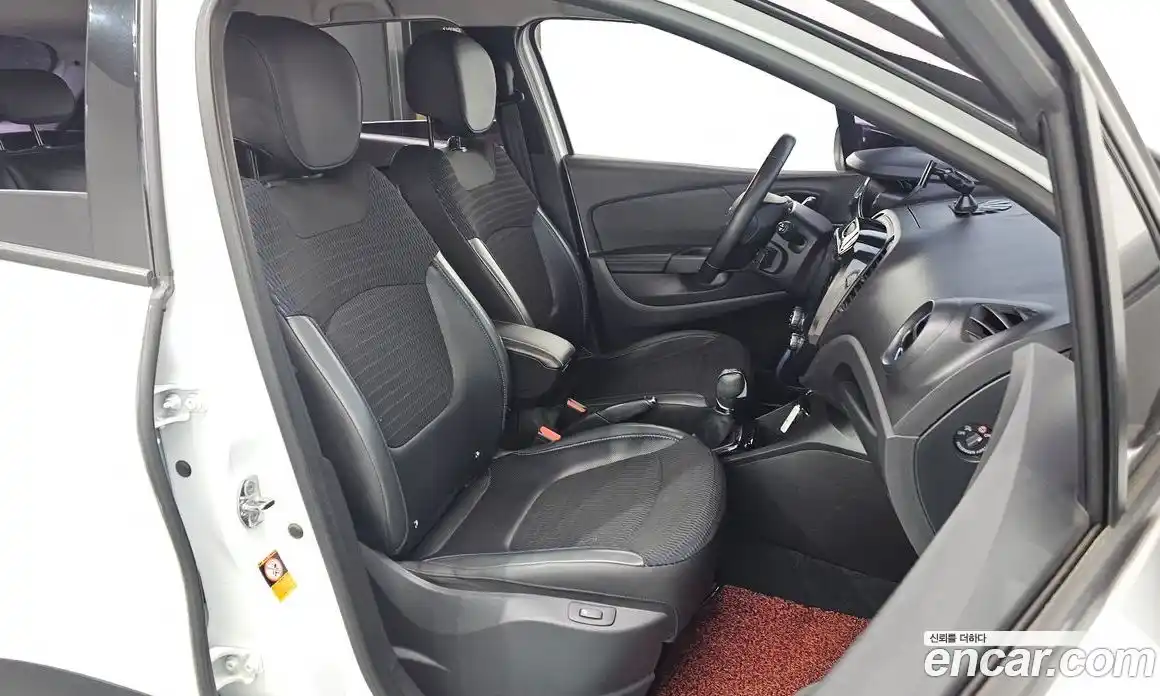 Renault QM3 2016 1.5 гидро в Москве № 178142, фото 10