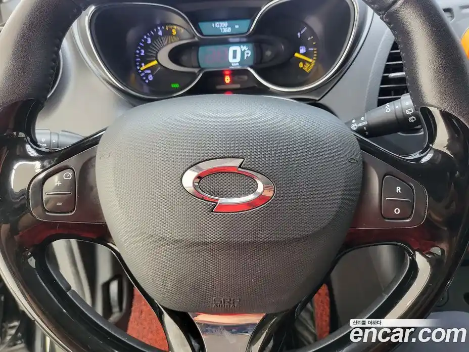 Renault QM3 2014 1.5 гидро в Москве № 186259, фото 17