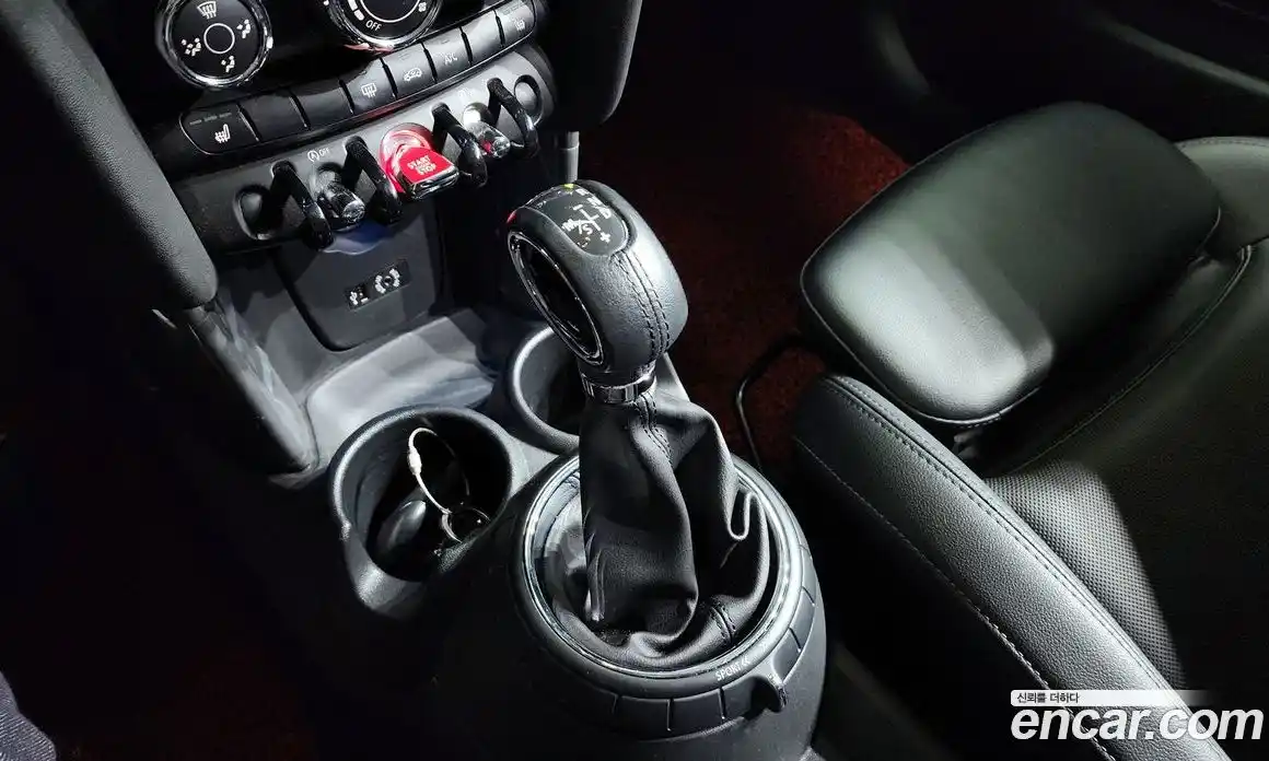 Mini Cooper 2014 1.5 гидро в Москве № 186657, фото 9