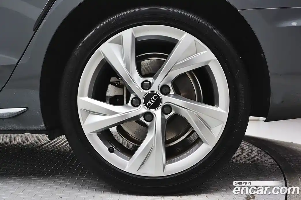 Audi A4 2021 2.0 гидро в Москве № 190650, фото 6