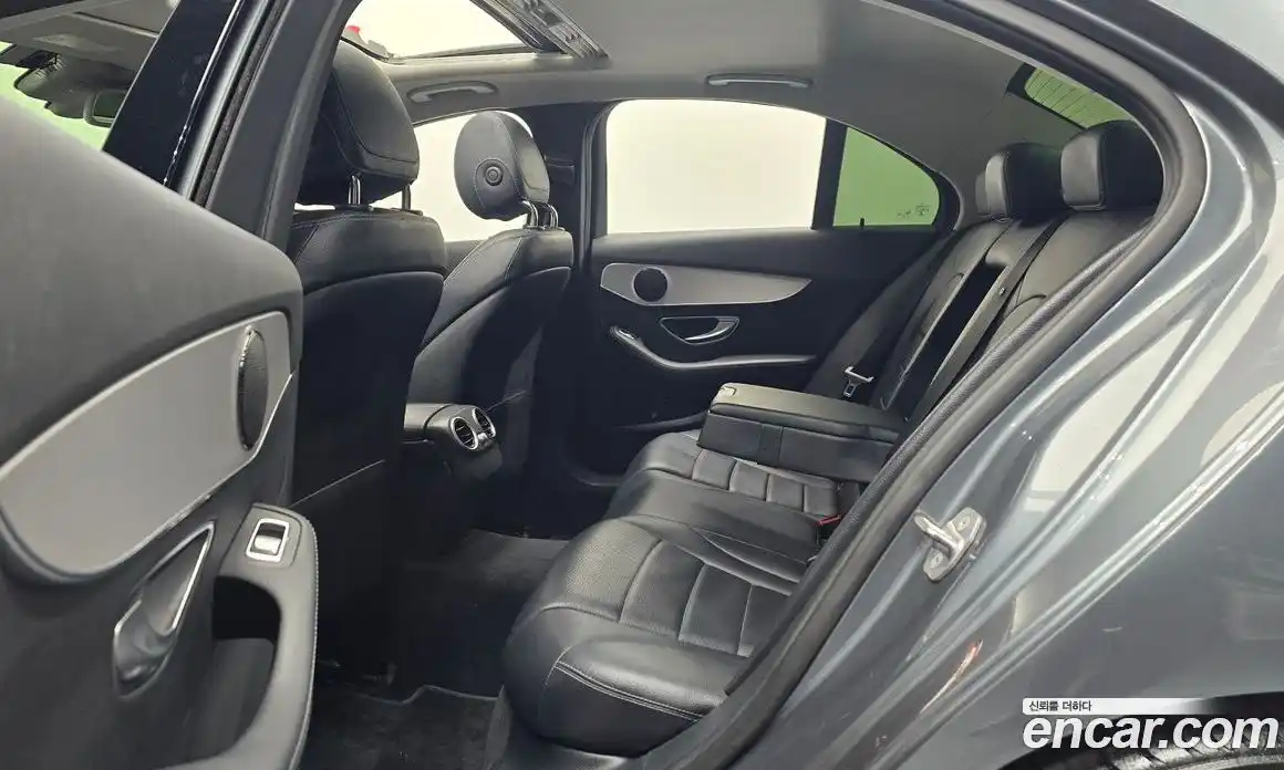 Mercedes-Benz C-Class 2017 2.0 гидро в Москве № 194111, фото 12