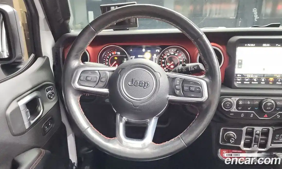 Jeep Wrangler 2020 2.0 гидро в Москве № 232528, фото 13