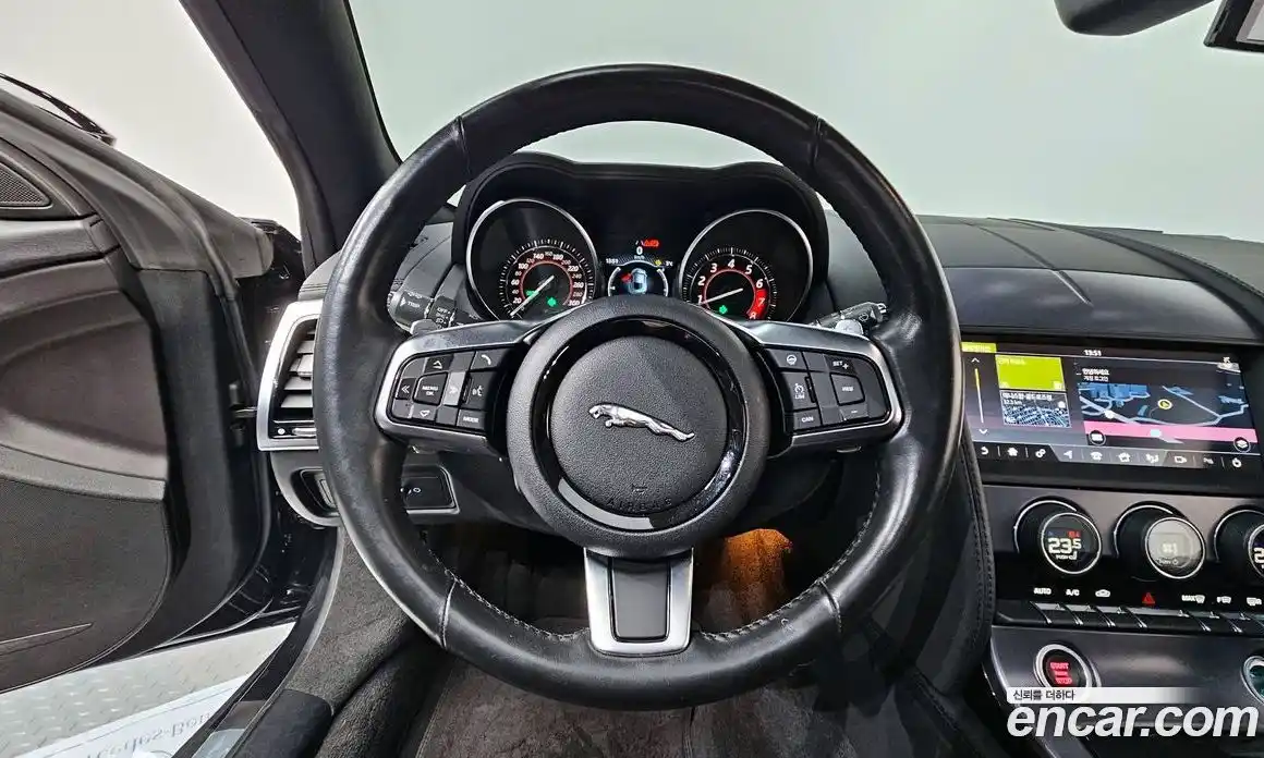Jaguar F-Type 2018 2.0 гидро в Москве № 256073, фото 13