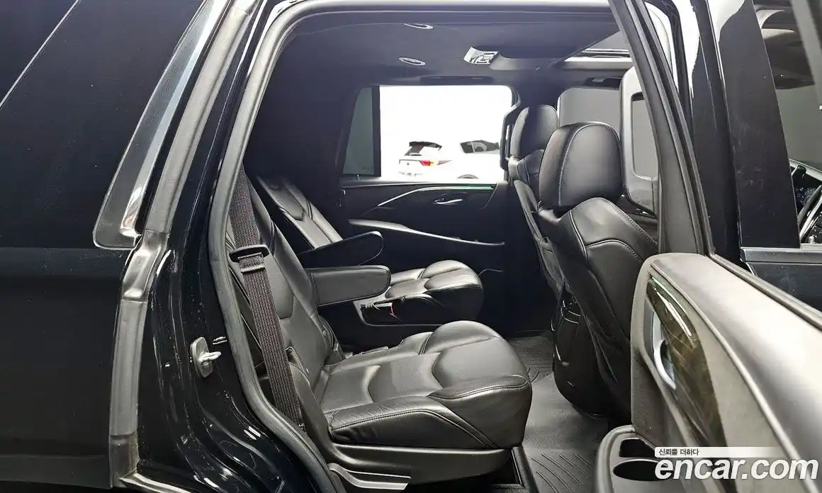 Cadillac Escalade 2020 6.2 гидро в Москве № 256428, фото 11