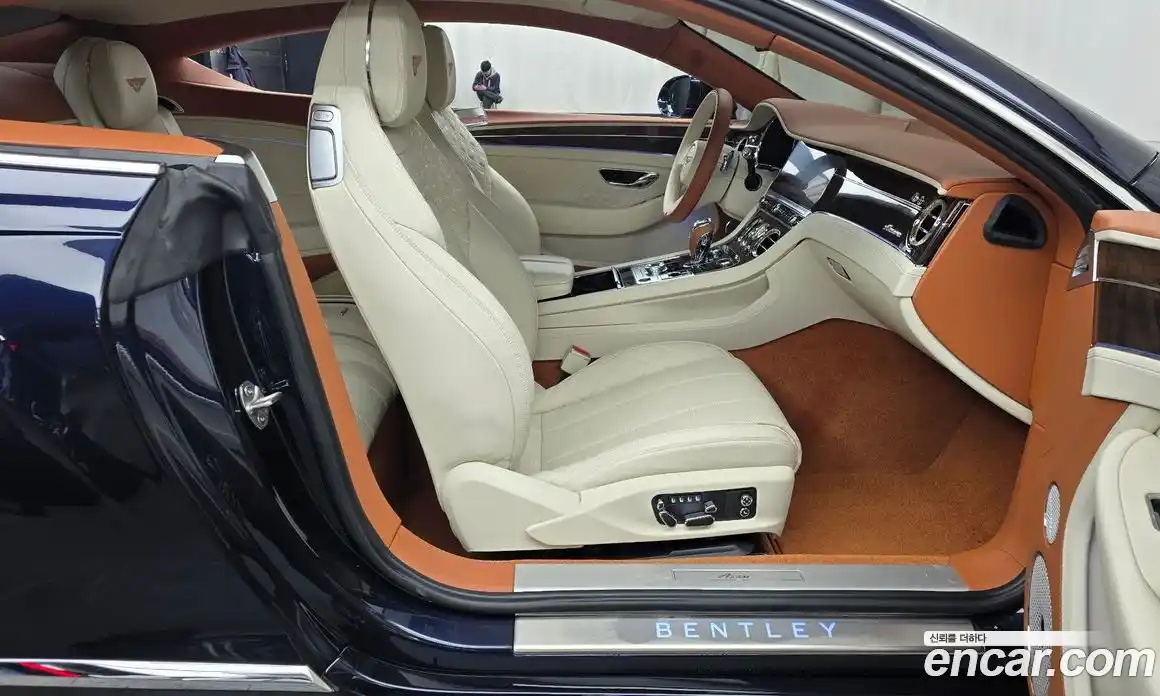Bentley Continental 2023 4.0 гидро в Москве № 256591, фото 11