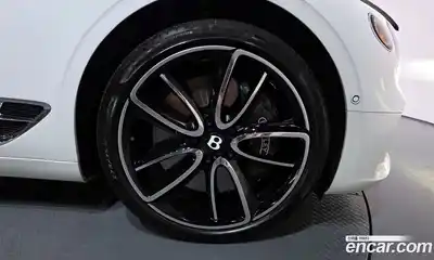 Bentley Continental 2023 4.0 гидро в Москве № 256632, миниатюра 4