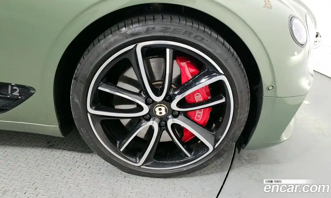 Bentley Continental 2019 6.0 гидро в Москве № 256657, фото 5