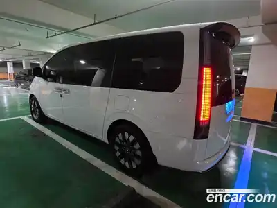 Hyundai Staria 2024 2.2 гидро в Москве № 2733, миниатюра 2
