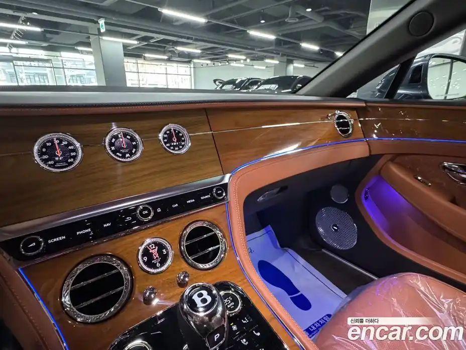 Bentley Continental 2020 4.0 гидро в Москве № 366450, фото 9