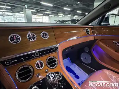 Bentley Continental 2020 4.0 гидро в Москве № 366450, миниатюра 9