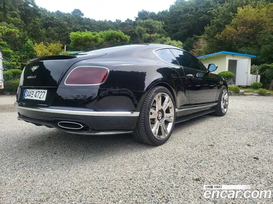 Bentley Continental 2015 4.0 в Москве № 366453, фото 7