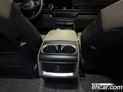 Kia Canival 2024 1.6 гидро в Москве № 583041, миниатюра 8