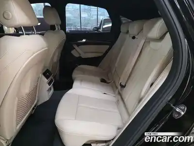 Audi Q5 2023 2.0 гидро в Москве № 593413, миниатюра 11