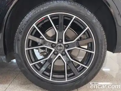 Audi Q5 2023 2.0 гидро в Москве № 593413, миниатюра 5