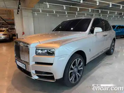 Rolls-Royce Cullinan, 2021