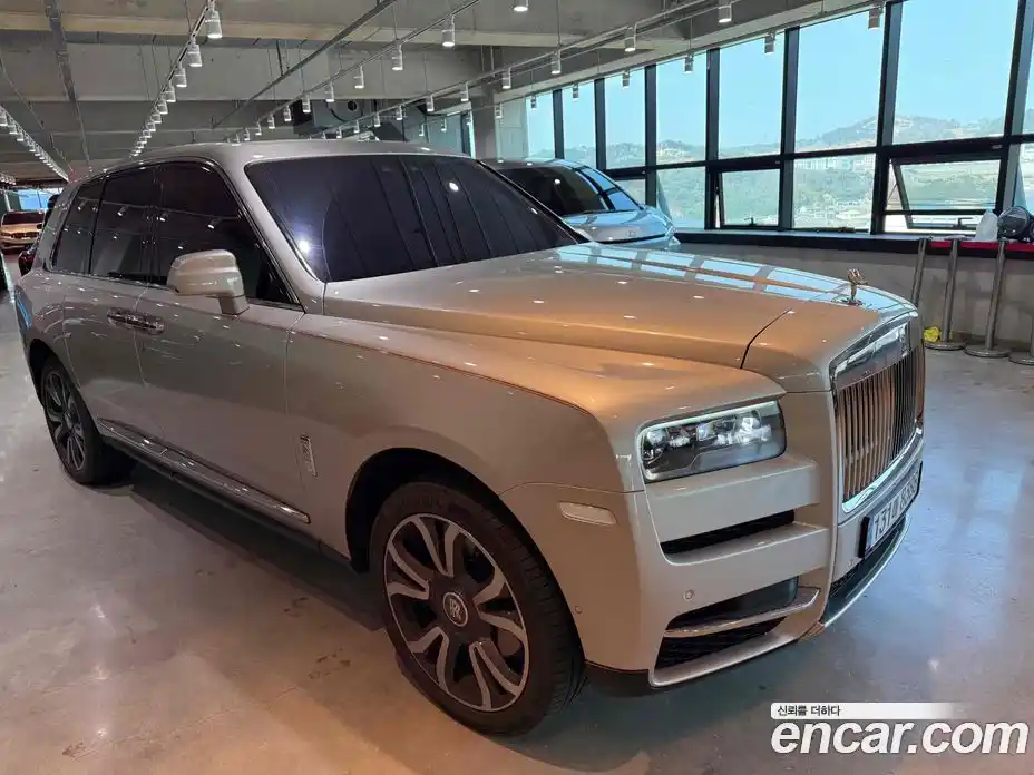 Rolls-Royce Cullinan 2021 6.7 гидро в Москве № 864344, фото 3