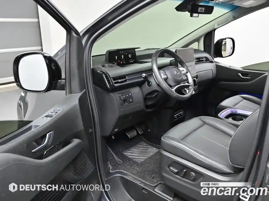 Hyundai Staria 2022 2.2 Автомат в Москве № 93971, фото 11