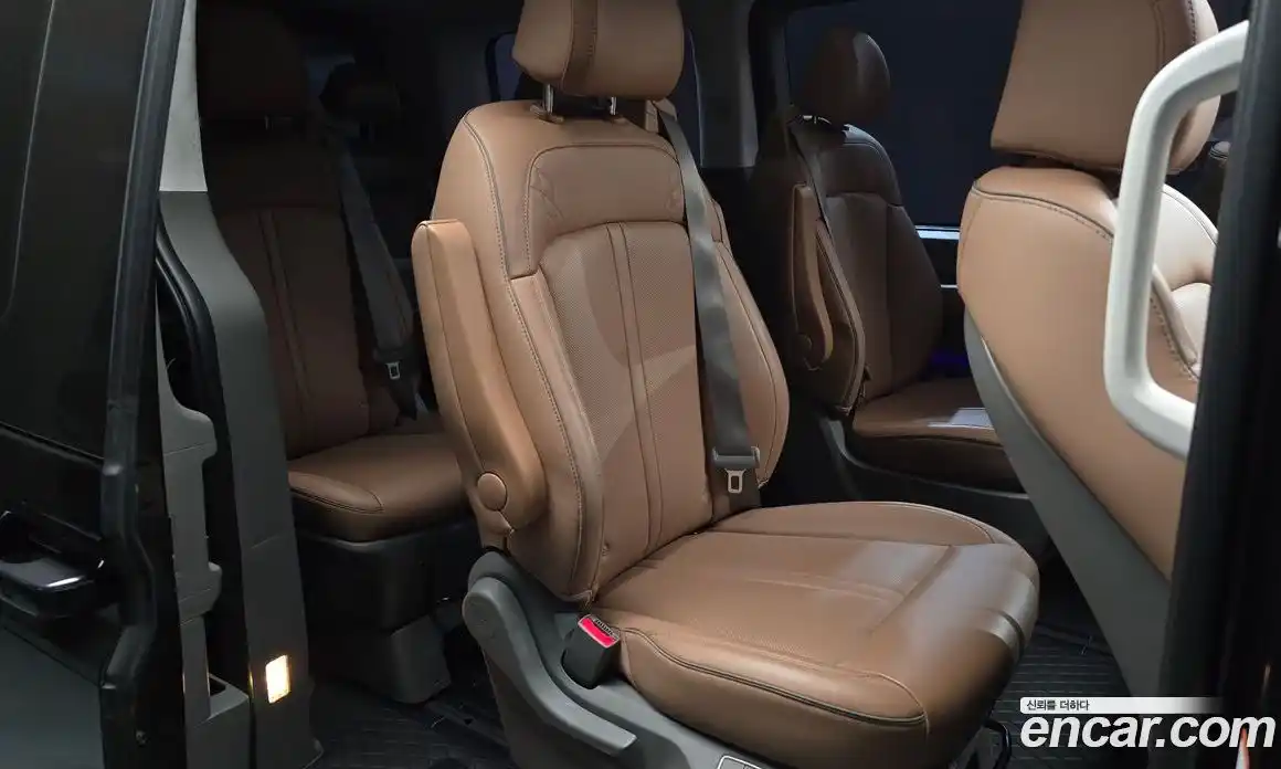 Hyundai Staria 2024 1.6 Автомат в Москве № 1128153, фото 12