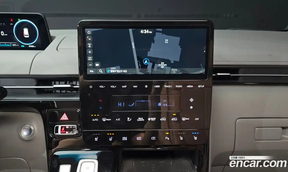 Hyundai Staria 2024 1.6 Автомат в Москве № 1128153, фото 14