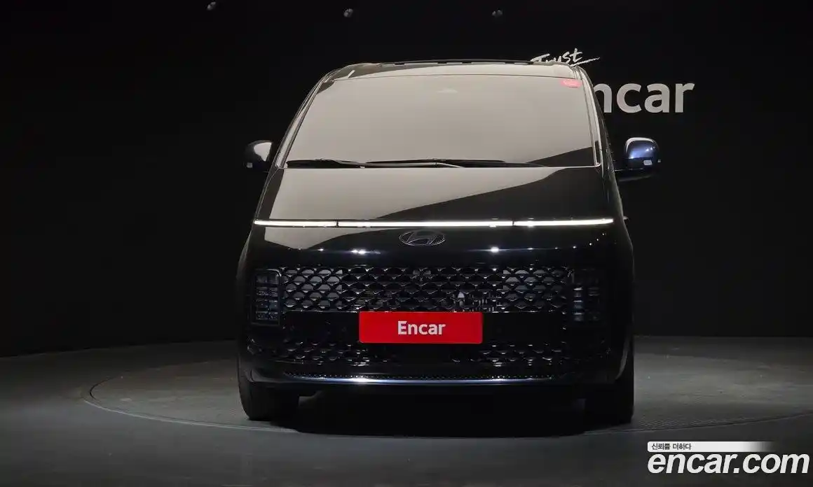 Hyundai Staria 2024 1.6 Автомат в Москве № 1128153, фото 3