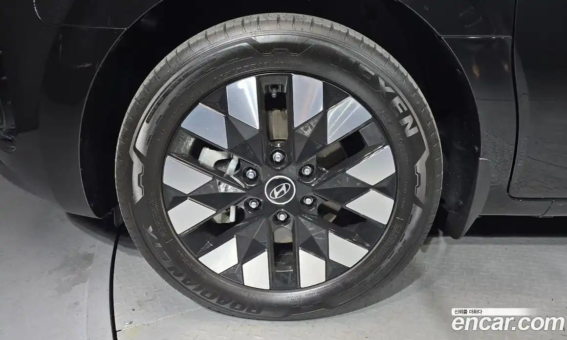 Hyundai Staria 2024 1.6 Автомат в Москве № 1128153, фото 5