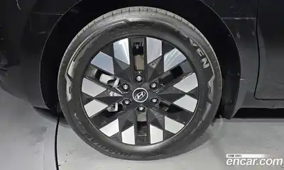 Hyundai Staria 2024 1.6 Автомат в Москве № 1128153, миниатюра 5