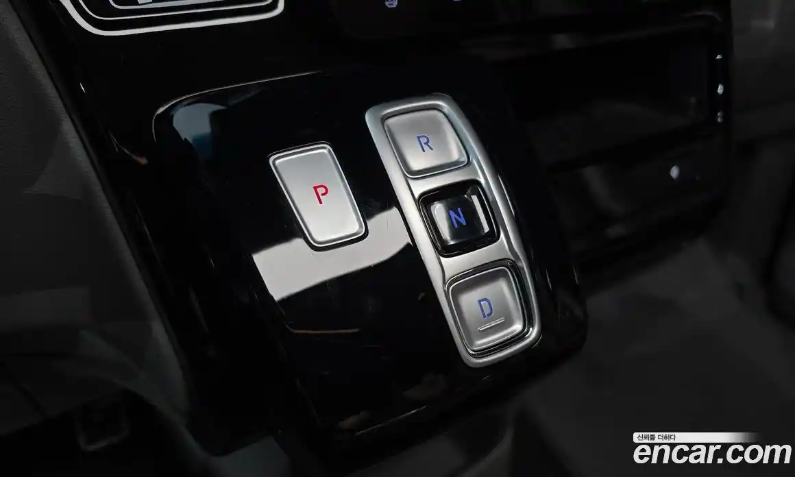 Hyundai Staria 2024 1.6 Автомат в Москве № 1128153, фото 9