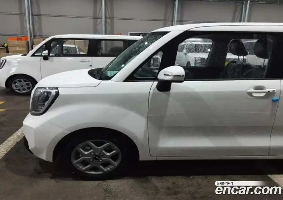 Kia Ray 2026 1.0 Автомат в Москве № 1128289, фото 2