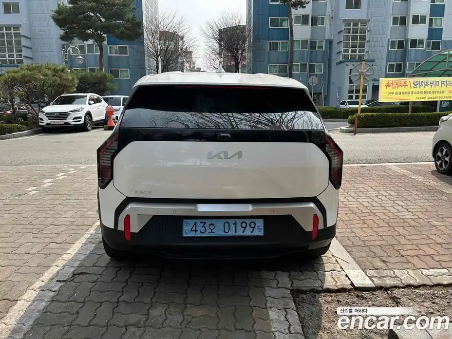 Kia EV3 2026 1.0 Автомат в Москве № 1128345, фото 3