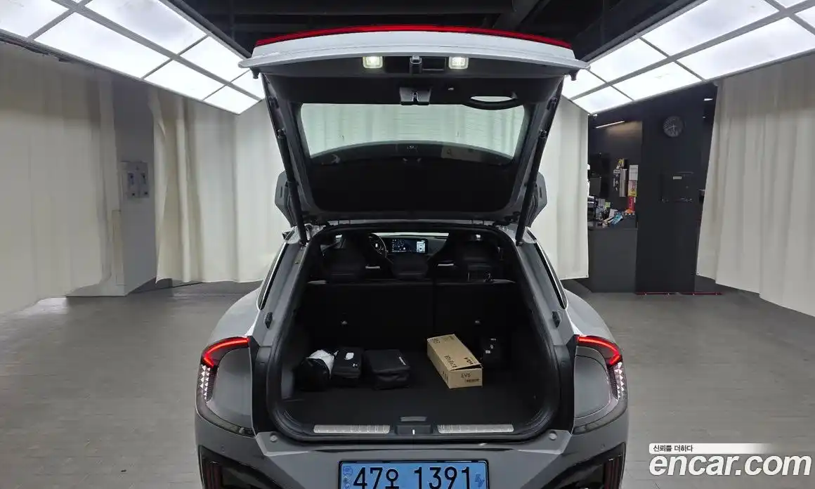 Kia EV6 2025 0.1 Автомат в Москве № 1128437, фото 20