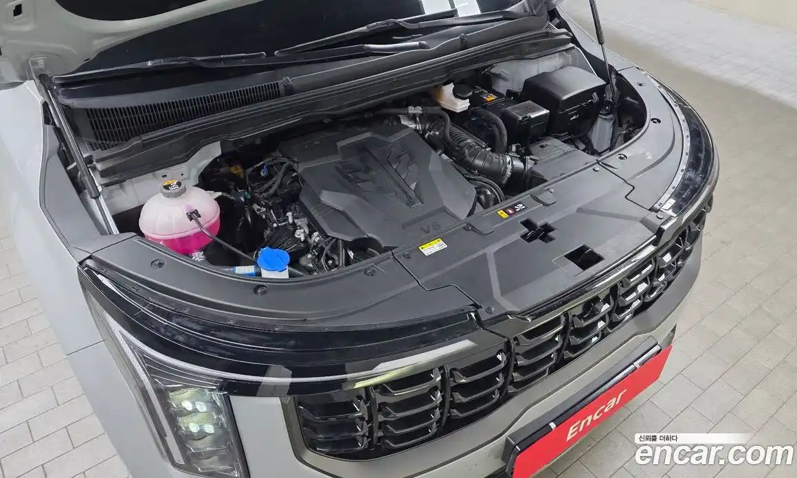 Kia Canival 2024 3.5 Автомат в Москве № 1128544, фото 6